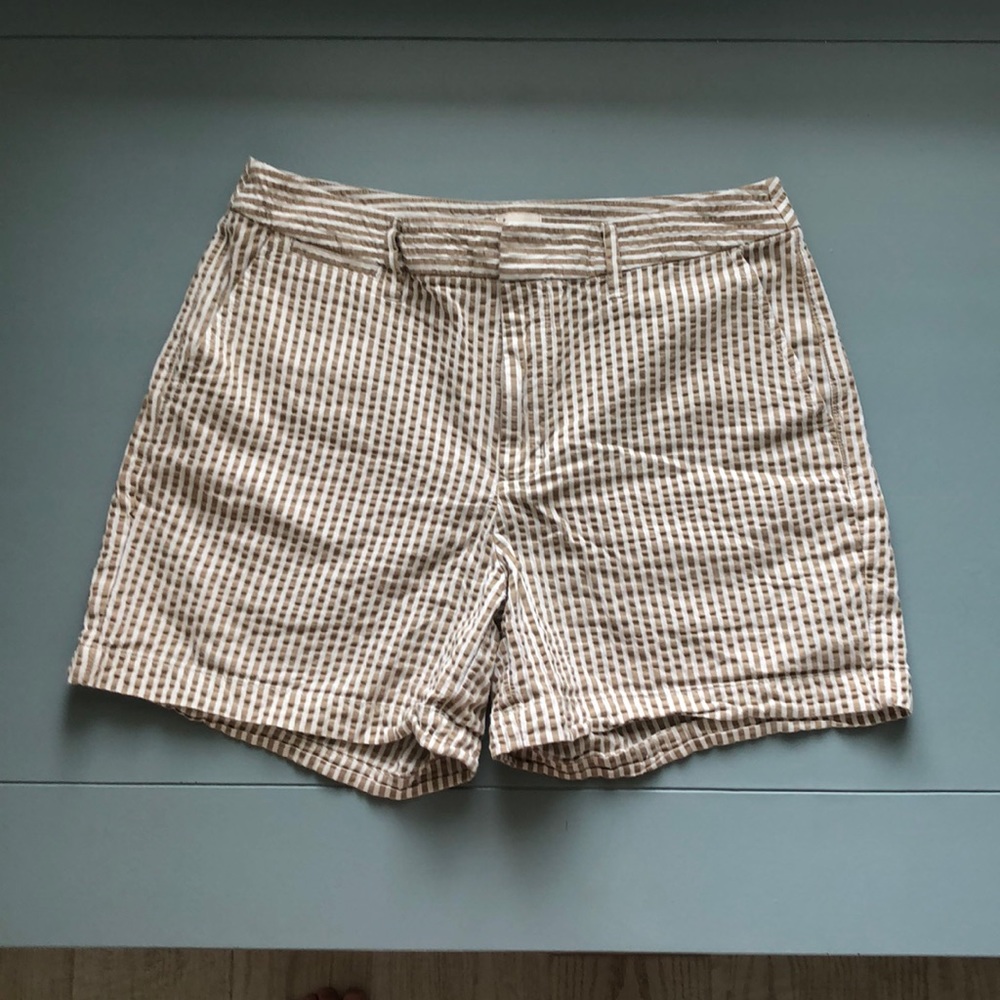 striped shorts